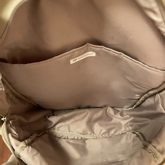 Everywhere Backpack TRNH - Picture 10 of 12